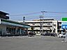 周辺：ファミリーマート　青梅末広町2丁目店 233m
