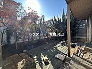 庭：広めのお庭なのでお子様と遊んだり、ペットと遊んだりできそうですね。ガーデニングや家庭菜園なども楽しめそうです。