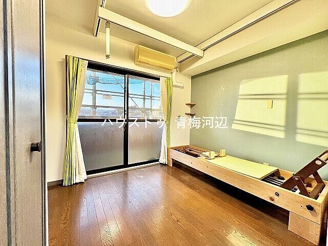 室内 青梅市河辺町1丁目842-1