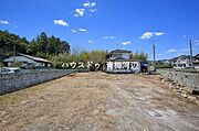 土地面積広々約175.95坪！駐車も5台可能な閑静な住宅街にある中古戸建です◎