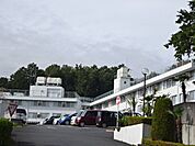 武蔵野台病院武蔵野台病院内科（循環器科・呼吸器科・胃腸科・成人病一般）、神経内科、リハビリテーション診療科（理学療法・作業療法・言語療法） 630m