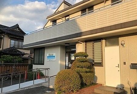 荒巻医院午前：9：00～12：00午後：15：00～18：00休診日：金曜日/火曜日PM/土曜日PM/日曜日/祝日 430m