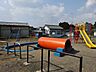 周辺：長淵3丁目児童遊園カラフルな遊具が揃っている公園です。スッキリと整備されているので、安心してお子様は遊ぶことが出来ます。 400m