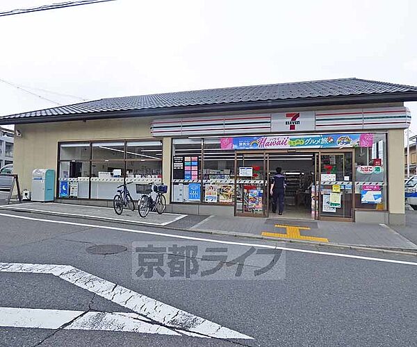 画像30:セブンイレブン京都鷹峯藤林店まで191m 身近なコンビニ。駐車場が広く、ゆったりお買い物できます。