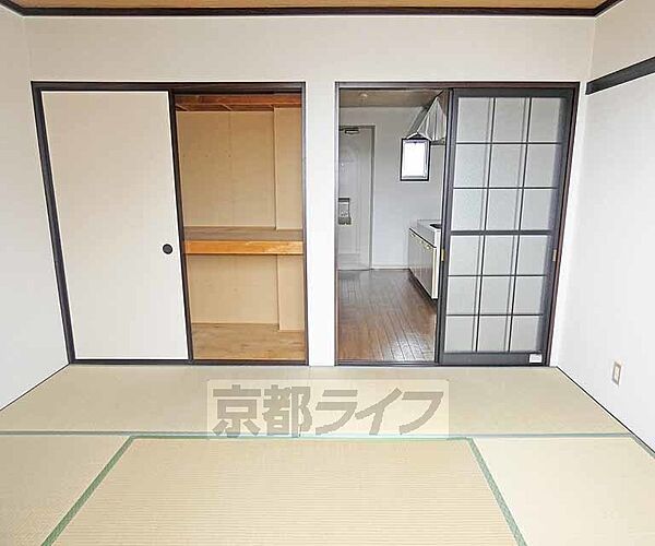 画像21:落ち着きのある和室です。
