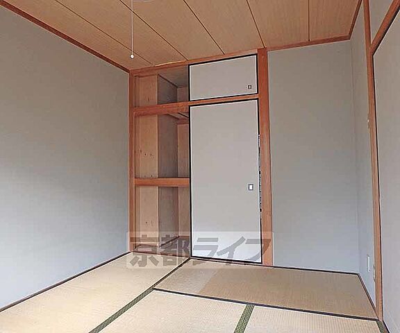 寝室