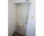 しっかりしたドアです