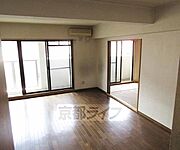 日当りの良い広々としたお部屋です
