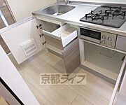 キッチン下収納です
