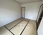 ひろびろとした居室です。ゆったりくつろげますね。