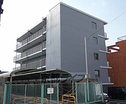 8 / 15