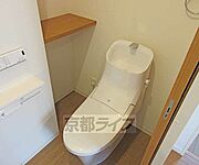 丸みのあるかわいいトイレですね～