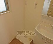 洗面所に洗濯機置き場ありますよ～