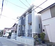 2階建てのハイツです。