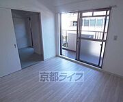 フローリングがとても綺麗です。