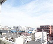 バルコニーからの室外風景です。