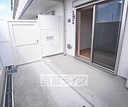 1階はテラスです。