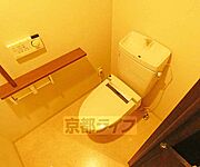 清潔感のあるトイレ。