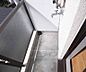 バルコニー：洗濯機はベランダに設置可能です。