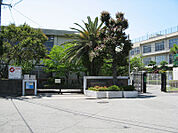 豊中市立第五中学校（1111m）