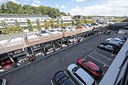 効率的な都市生活をサポートする充実の駐車設備。最新の機械式駐車場に加え、平置きもご用意。忙しい毎日でもストレスフリーなカーライフを実現します。緑豊かな周辺環境で心豊かな暮らしを。