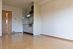 CASA参番館 701 7階3LDKのリビング/ダイニング