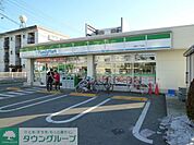 ファミリーマート 150m
