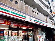 セブンイレブン板橋本町駅東店 徒歩6分。 430m