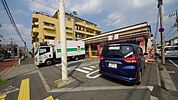 セブンイレブン 光が丘公園北店 372m