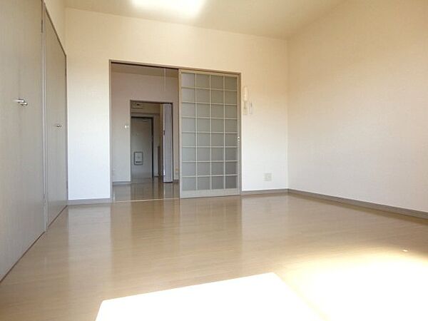 画像16:日本らしい落ち着いた雰囲気の和室です
