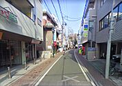 多摩平1丁目仲通り商店会（946m）