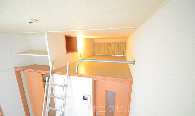 寝室