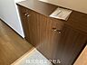 玄関：シューズBOX付です