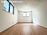 室内：すぐの見学や資料請求など、お気軽にお問い合わせください
