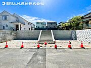 すぐのご見学や資料請求など、お気軽にお問い合わせください