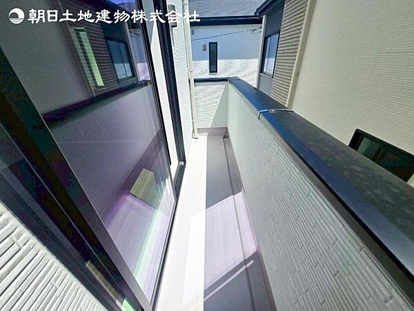 バルコニーを拡大表示