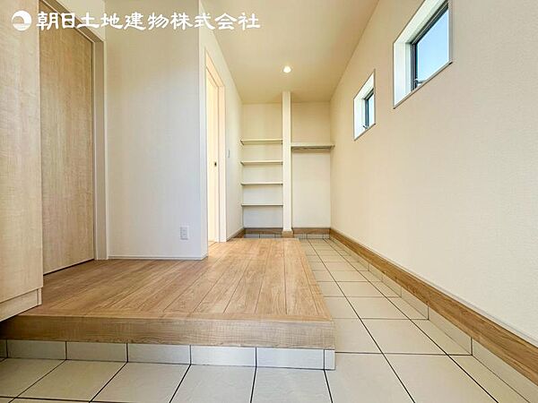 玄関を拡大表示
