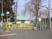 南第四小学校まで約1018～1041ｍ