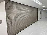 廊下側（シャッター内の部分）