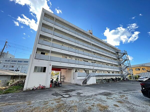 ヴィラナリー柳町 ｜大阪府門真市柳町(賃貸マンション2DK・5階・47.00㎡)の写真 その1