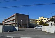 中学校「市原市立八幡中学校まで2058m」