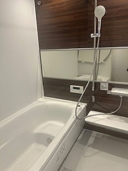 浴室を拡大表示