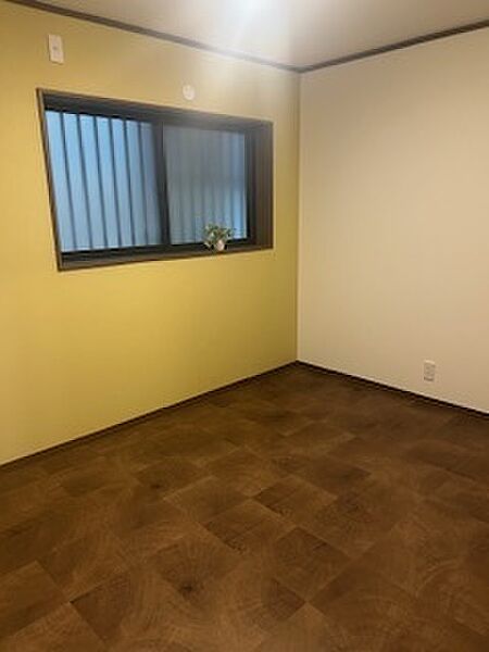 洋室を拡大表示