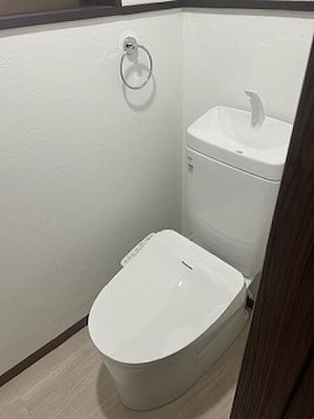 トイレを拡大表示