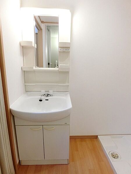 detached 埼玉県北足立郡伊奈町内宿台5丁目126

地図を見る