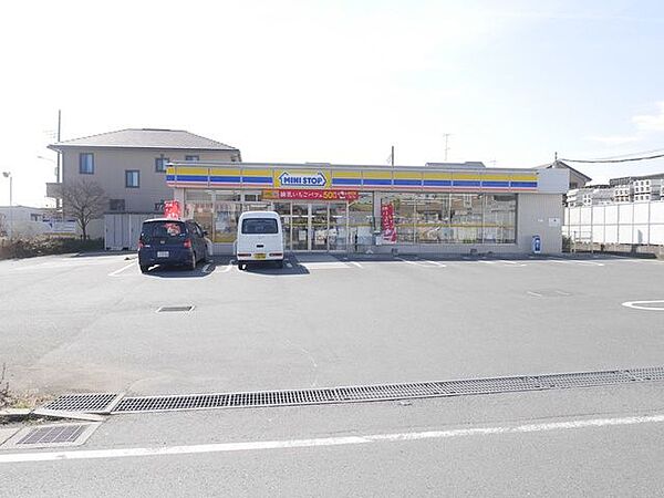 apartment 埼玉県北足立郡伊奈町本町3丁目
地図を見る