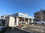 ローソン蓮田馬込一丁目店 90m