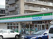 ファミリーマート東大宮五丁目店 605m