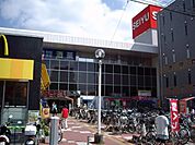 西友東大宮店 803m