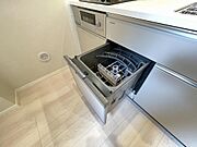 食洗器付きで、家事の負担を減らせます。空いた時間を有効活用。